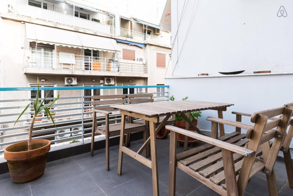 Myron Apartments Athén Kültér fotó